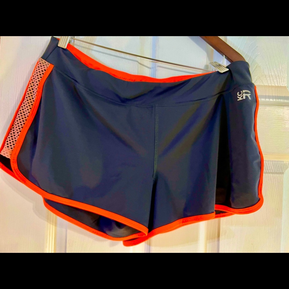 EUC Kenneth Cole reaction shorts for women